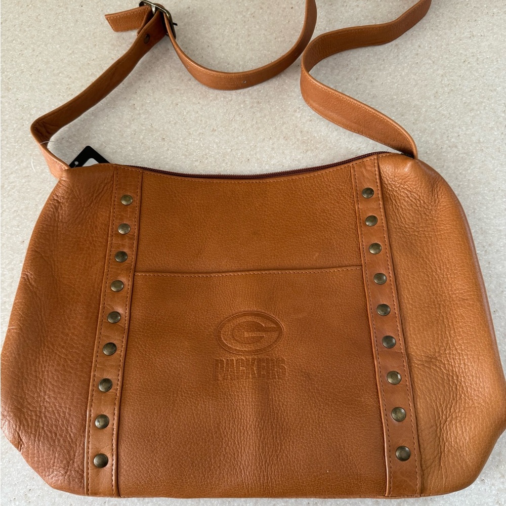 Brand New Tan Leather Green Bay Packers NFL Handbag / Purse / Crossbody Bag.